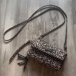 Vera Bradley purse